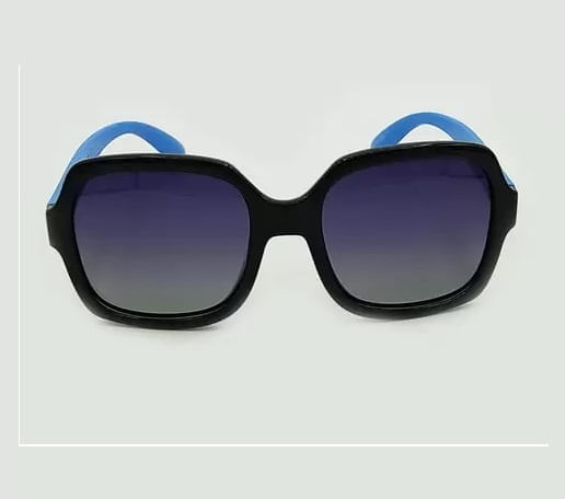Óculos de sol Speedo, modelo POP, cor T01